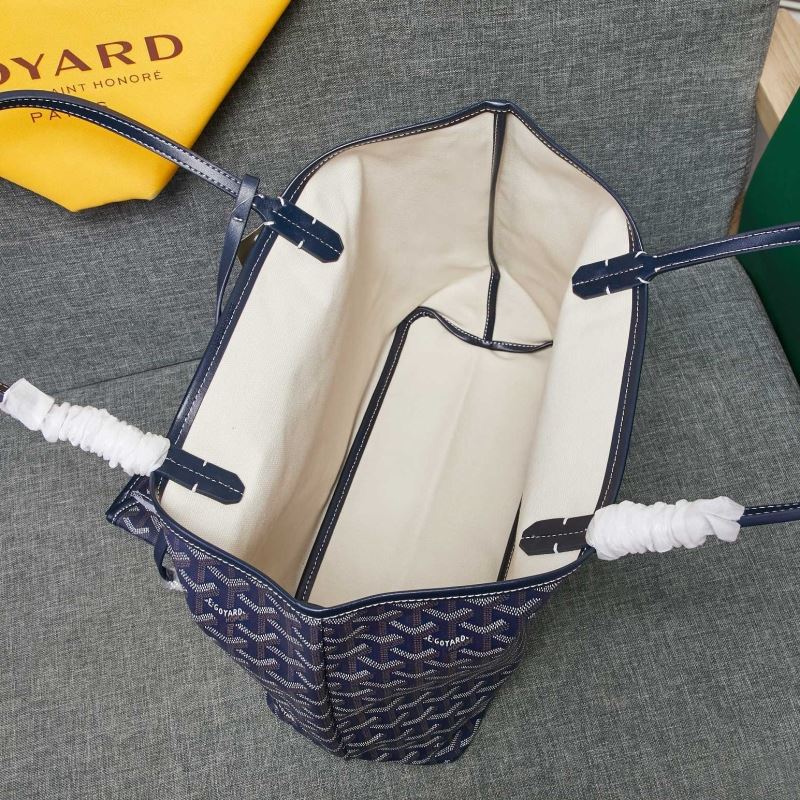 Goyard Shopping Bags